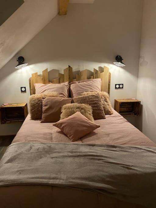 Als As De Coeur La Maison Aux Mille Et Un Coeurs Neuve-Eglise Εξωτερικό φωτογραφία